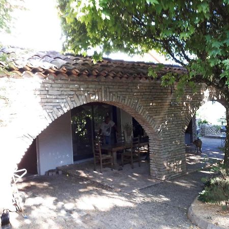 L'Alivu Acomodação com café da manhã Couches Exterior foto